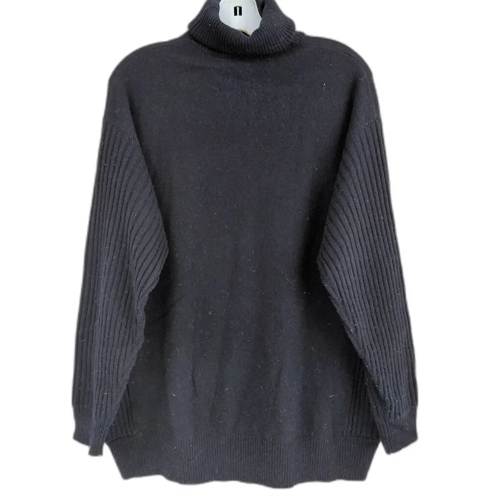 Vince Women's Navy Blue Wool & Cashmere Oversize Fit Turtleneck - Size Small